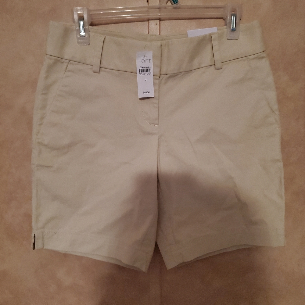 Khaki Loft Riveria Size 0 shorts NWT